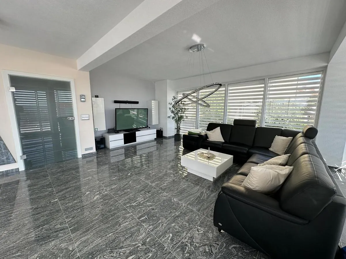 Villa Inami Mandre 0*,  Hırvatistan